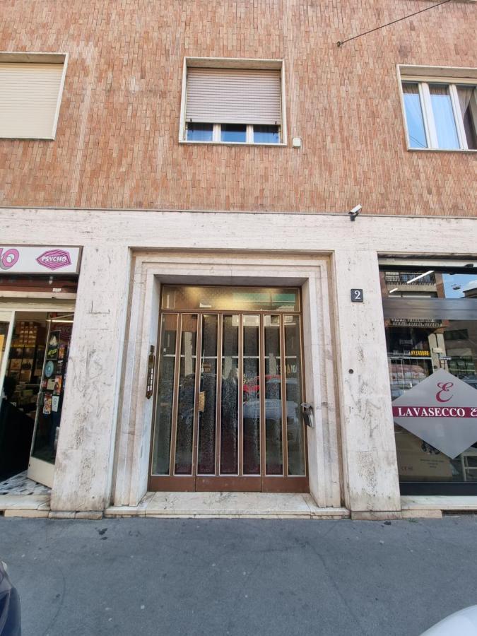 Spazioso Appartamento Con Terrazzo Navigli , Bocconi Milán Exterior foto